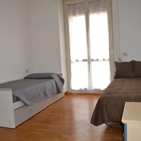 Casa Garbatella Daire *